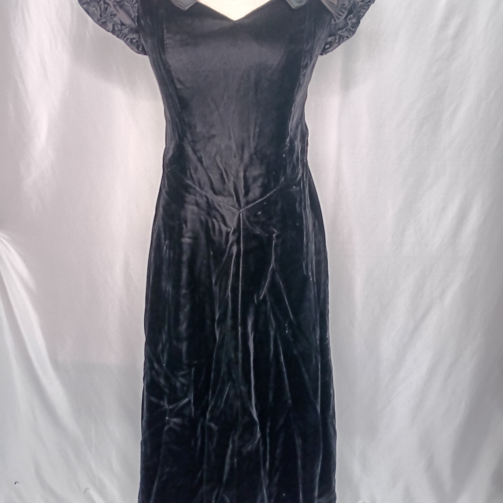 Moda International Black Velvet Maxi Dress